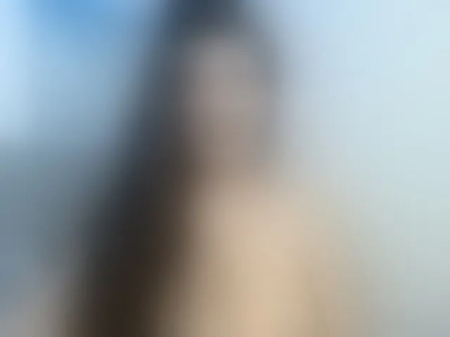 Live sex webcam photo for CarlyWild #261724840