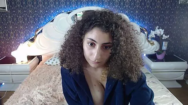 Live sex webcam photo for Curly_love #244807977