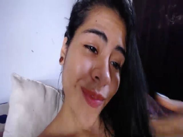 Live sex webcam photo for SimonaEvans #258257263