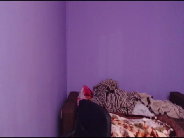 Live sex webcam photo for LoveJulliette #256814968