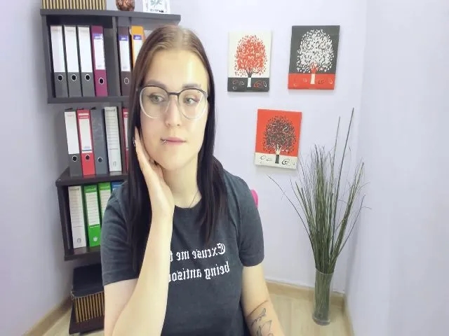 Live sex webcam photo for EvaMild #253239424