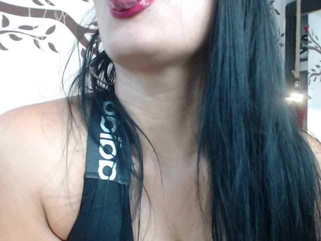 Live sex webcam photo for viictoriaa #247035500