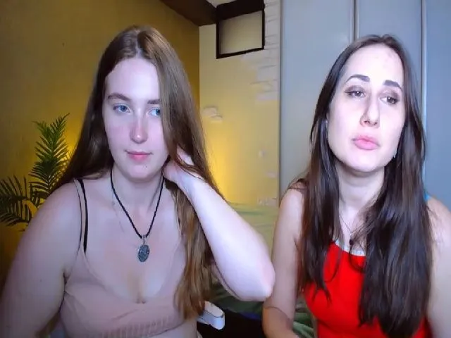 Live sex webcam photo for NikkySonge #254105145