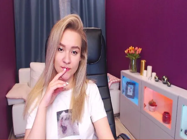 Live sex webcam photo for Kara_Smith #255209613