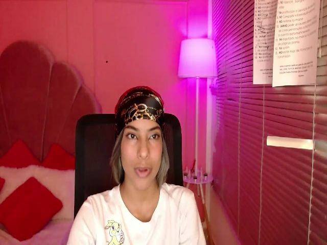Live sex webcam photo for Diane_sinn #264280857