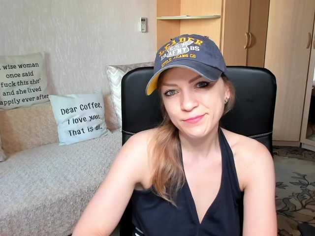 Live sex webcam photo for CherishSia #244975441