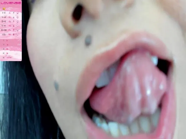 Live sex webcam photo for Jimena_saenz #261825129