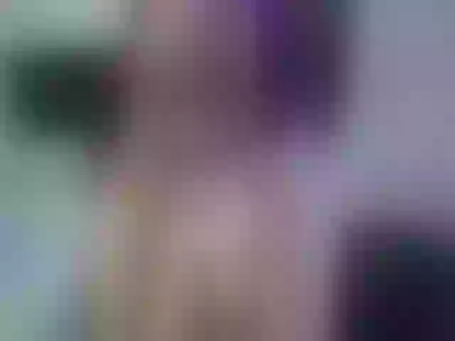Live sex webcam photo for Winnyvell #255772840