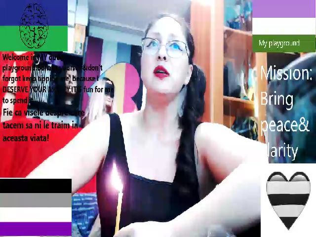 Live sex webcam photo for ImperatrizaS #263371330