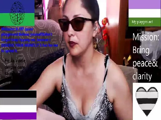 Live sex webcam photo for ImperatrizaS #254778722