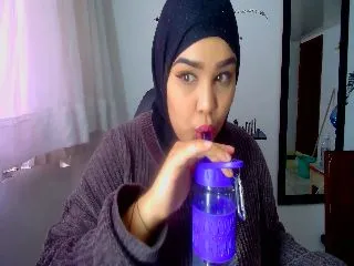 Live sex webcam photo for Shalyn_ #252008680