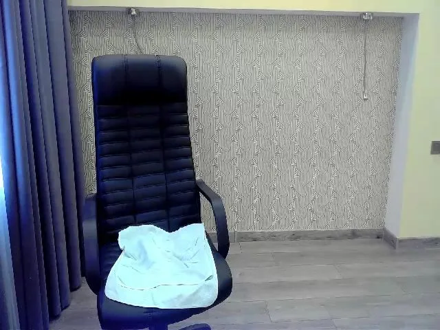 Live sex webcam photo for VictoriaFae #259212118