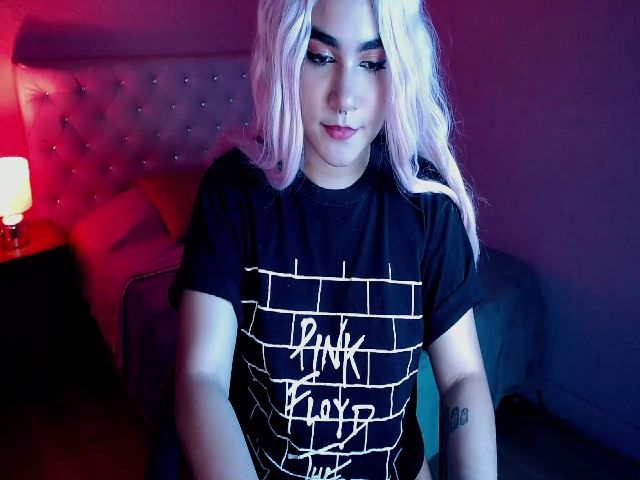 Live sex webcam photo for LunaGreco #254431886