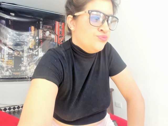 Live sex webcam photo for cristal-230 #250243521