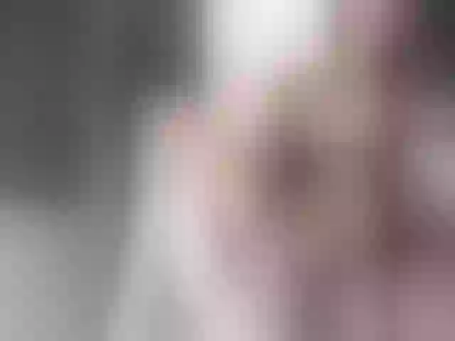 Live sex webcam photo for AiriKim #261771575