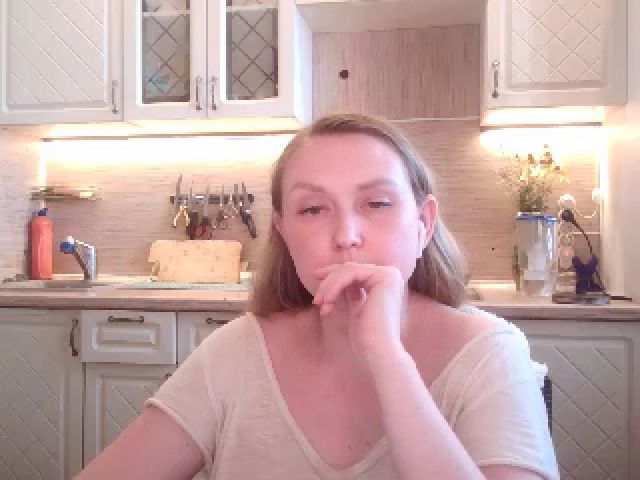 Live sex webcam photo for JaneGrey111 #254079911