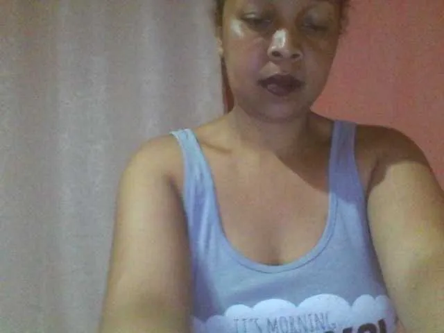 Live sex webcam photo for big-ass-sexy #263235221
