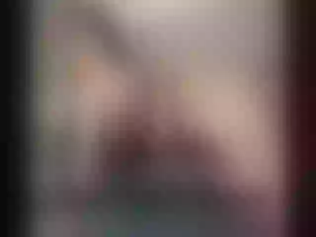 Live sex webcam photo for BrendaLi #255231051