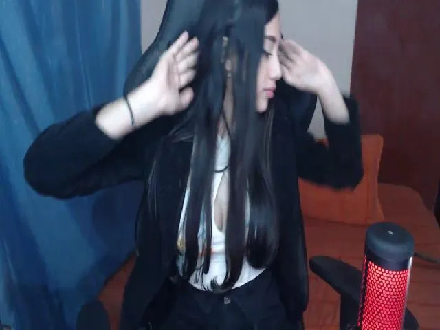 Live sex webcam photo for Evi3Kat #254079085