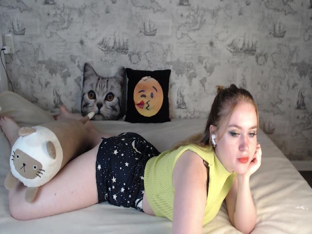 Live sex webcam photo for AliceSunAn #261285409