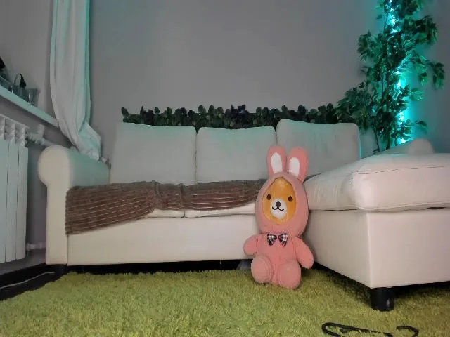 Live sex webcam photo for Littlewetgirl #258716299