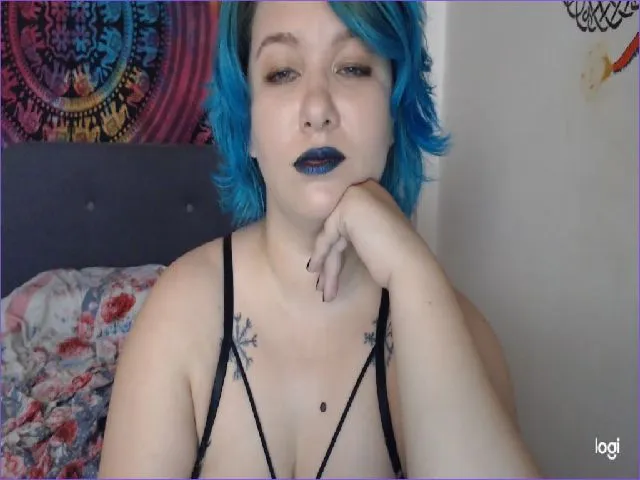 Live sex webcam photo for GoddessEmma #263627354