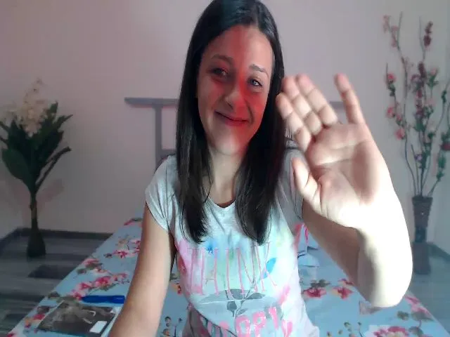 Live sex webcam photo for Ceraselalove #254151158