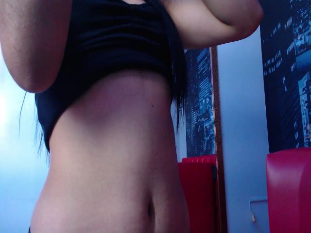 Live sex webcam photo for Haily_scot #254481457