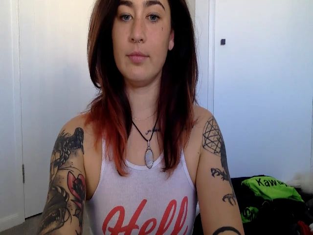 Live sex webcam photo for BillieFox_ #257336451