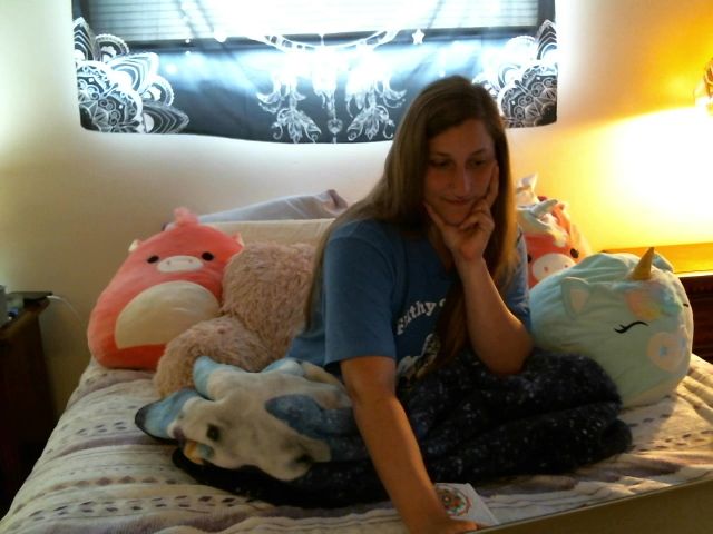 Live sex webcam photo for SuzieMoon #255673749