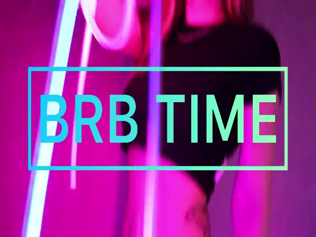 Live sex webcam photo for LisaMellow #264684722