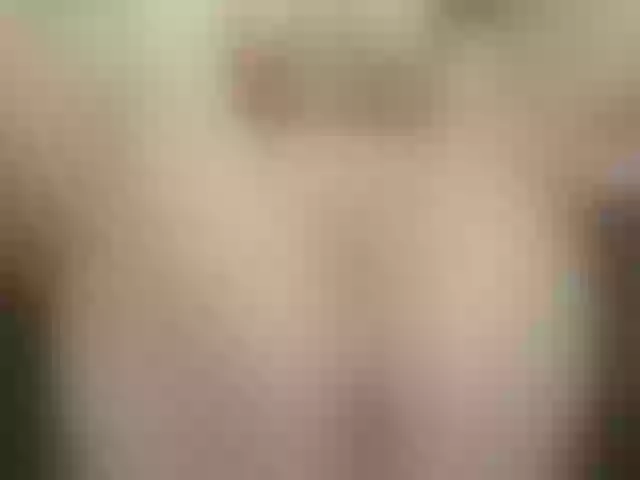 Live sex webcam photo for Mssbombom_ #254443274
