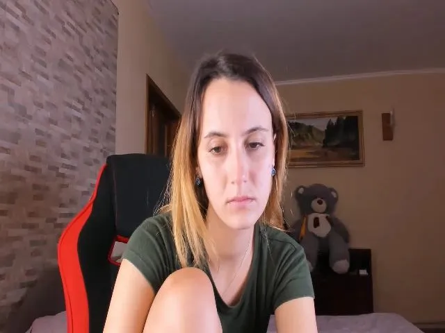 Live sex webcam photo for AnnaTY98 #262302583