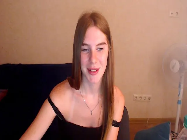 Live sex webcam photo for Vesnyshka #262299055