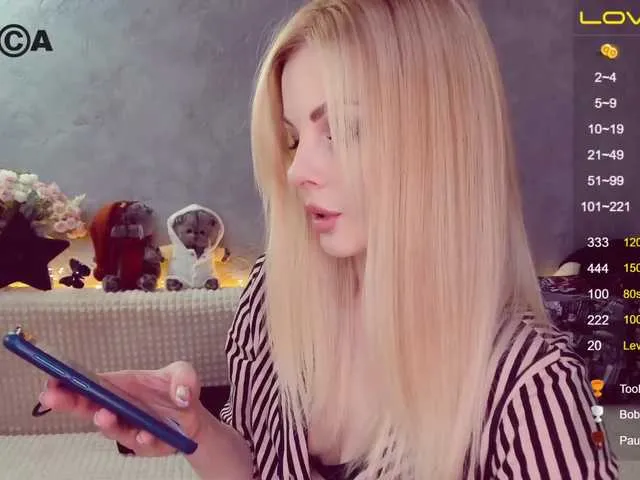 Live sex webcam photo for LiluDallass #287915539