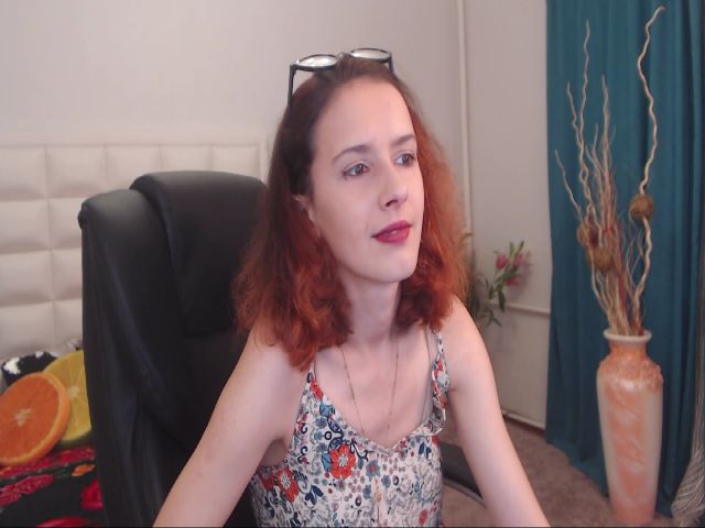 Live sex webcam photo for IrisNichols #254890262