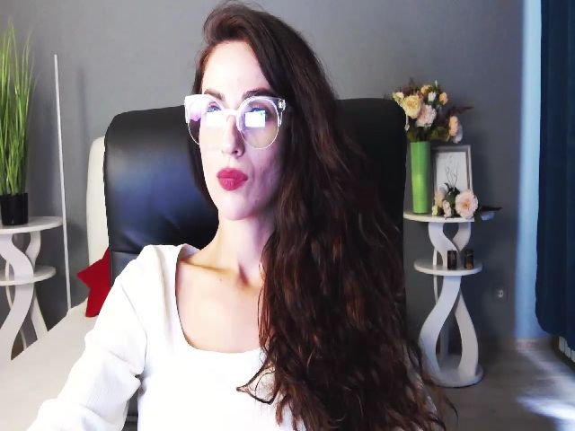 Live sex webcam photo for VictoriaJamy #258627550