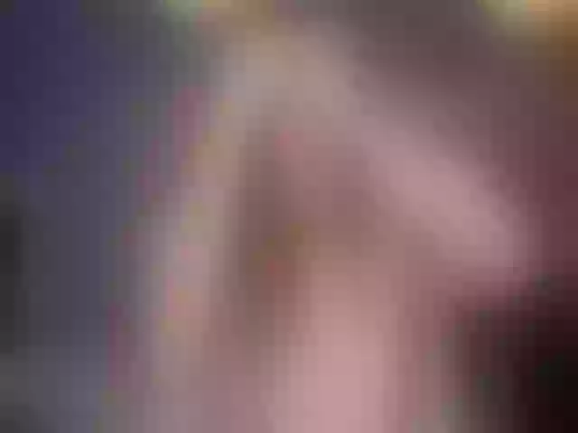 Live sex webcam photo for Alysonluvv #252281692