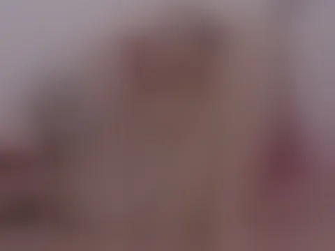 Live sex webcam photo for LaurenCandy #252058578