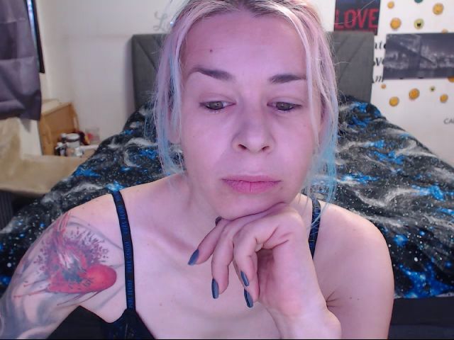 Live sex webcam photo for Directgirl #262570042