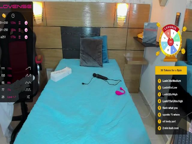 Live sex webcam photo for Kloemss #264314347