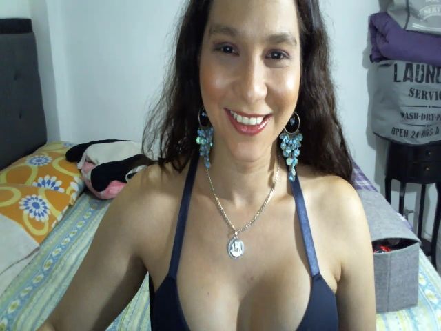 Live sex webcam photo for Sofiahenao #263936816