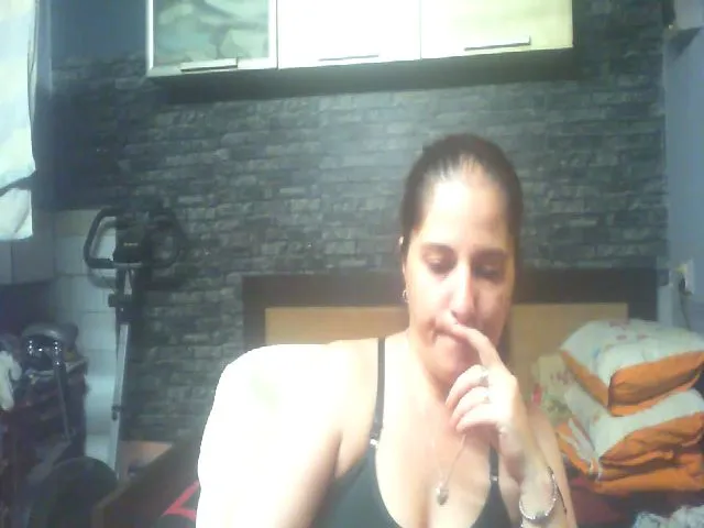 Live sex webcam photo for MGabrielle #253034978