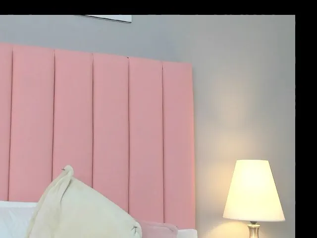 Live sex webcam photo for Sweet_oxdra #256097909