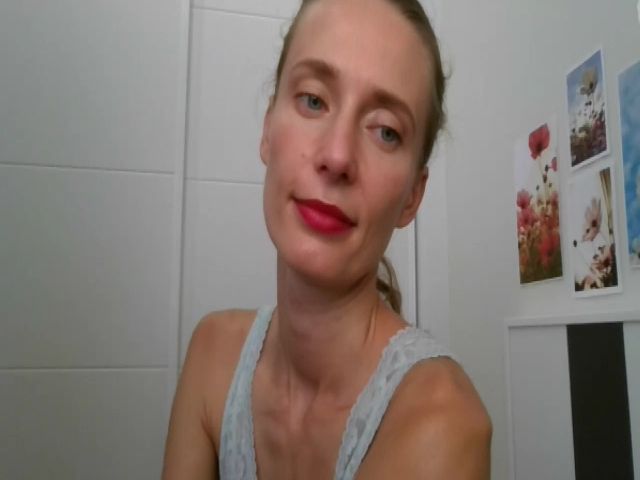 Live sex webcam photo for CelesteTasty #259250249