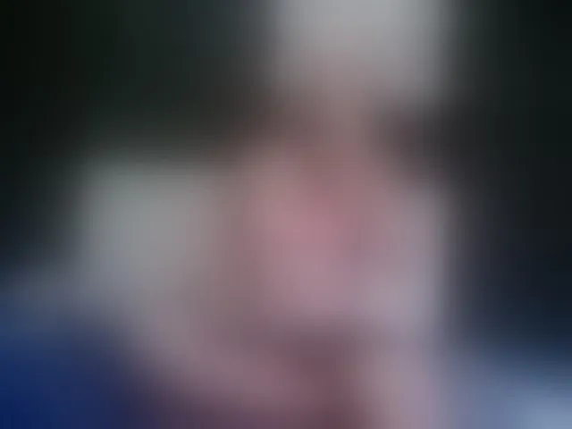 Live sex webcam photo for adri14-1 #241386022