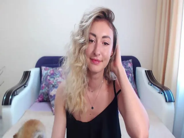 Live sex webcam photo for Veronica_4u #254995908