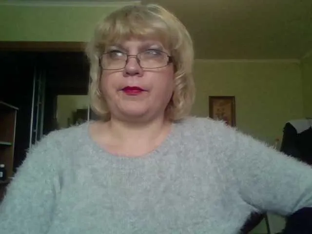 Live sex webcam photo for LOLA88888 #241330244