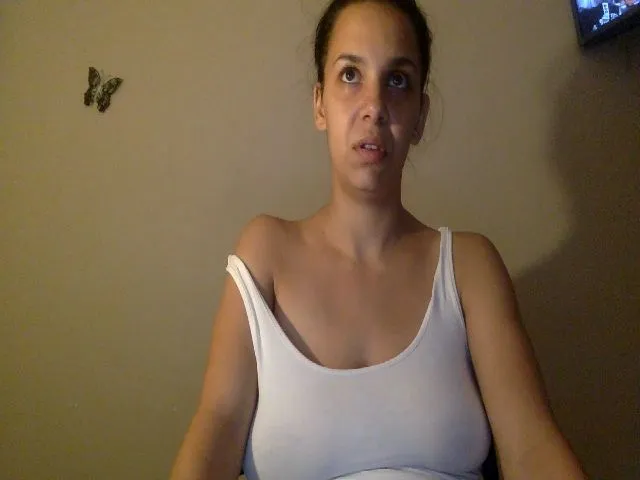 Live sex webcam photo for BigBoobsBetty #265133832