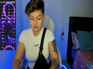 Live sex webcam photo for SalemJimenez #251794183